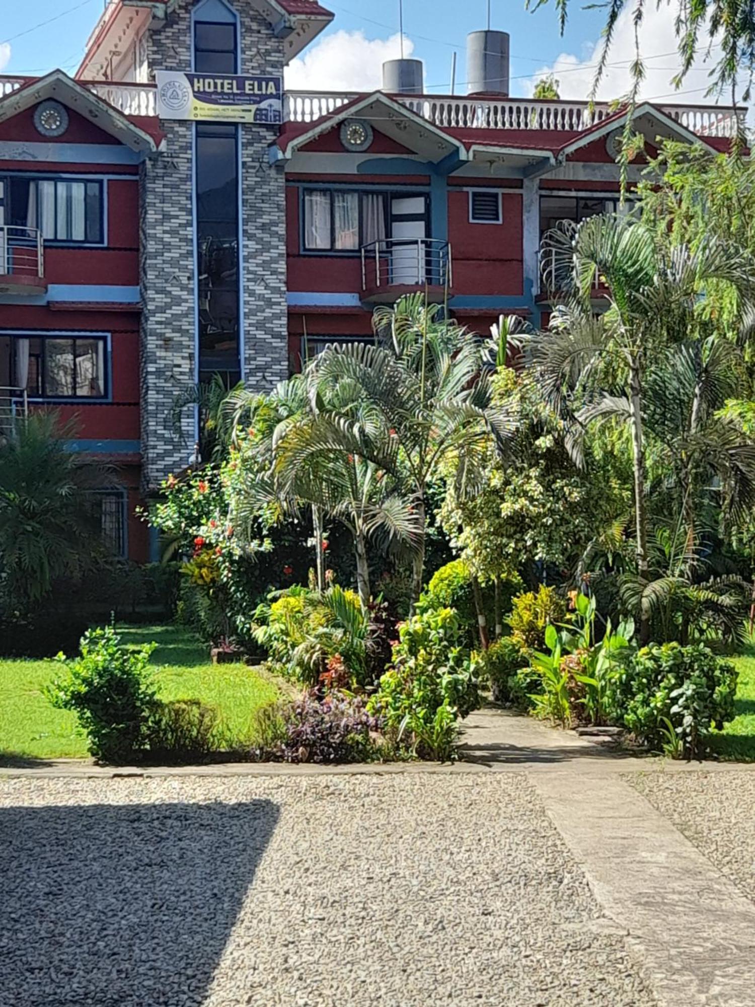 Hotel New Elia Pokhara Kültér fotó